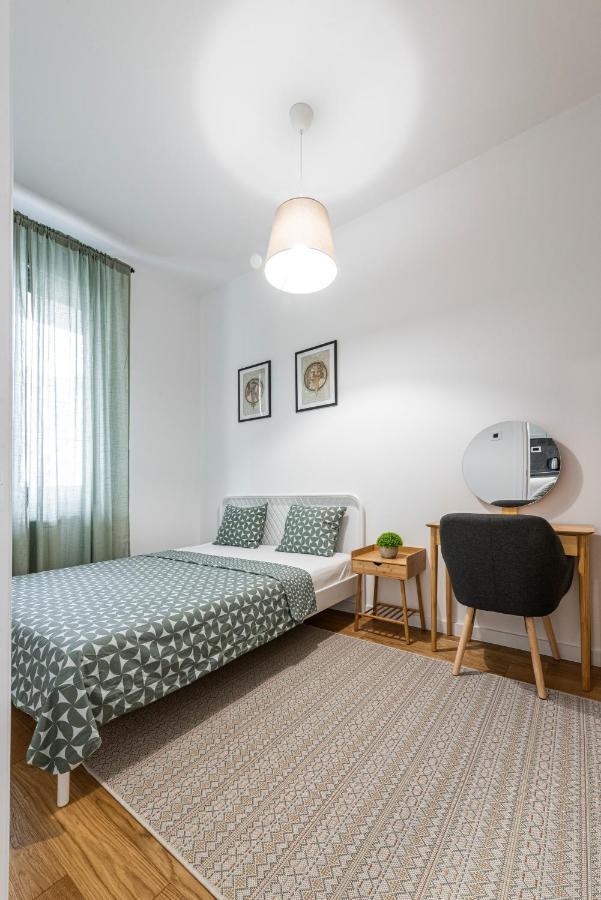 Vertigo One Bedroom Apartment-Free Private Parking Novi Sad Dış mekan fotoğraf