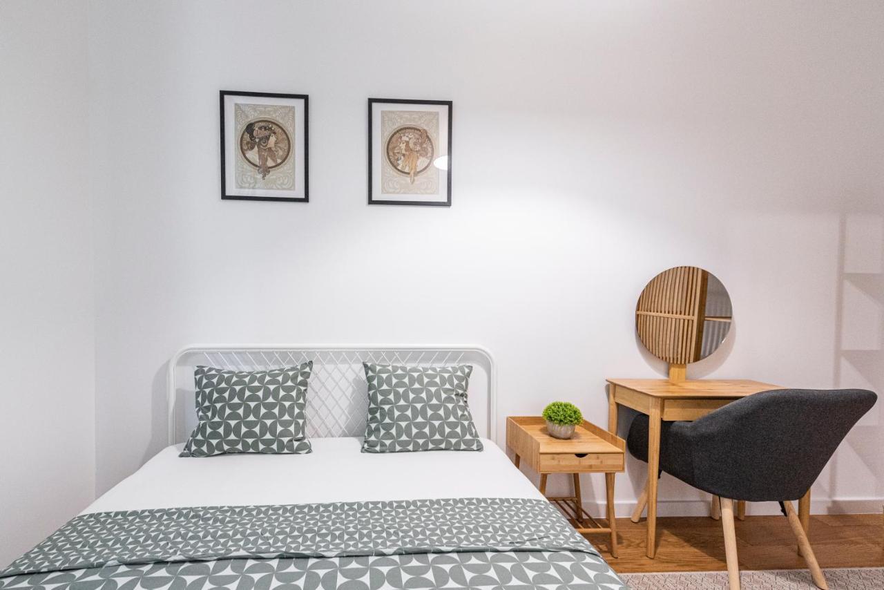Vertigo One Bedroom Apartment-Free Private Parking Novi Sad Dış mekan fotoğraf